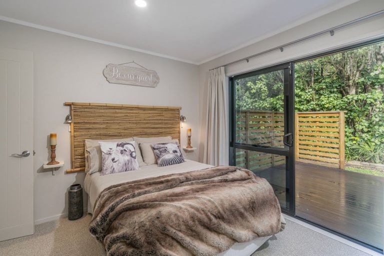 Photo of property in 5 Rewa Rewa Valley, Tairua, 3508