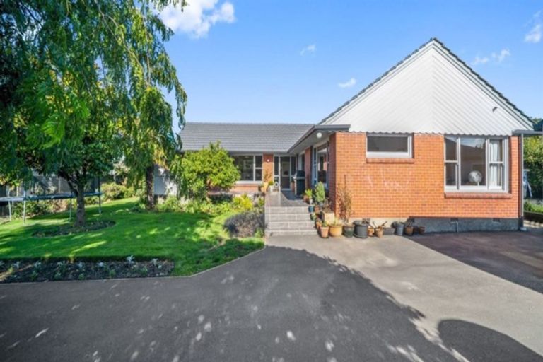 Photo of property in 138 Opawa Road, Opawa, Christchurch, 8023