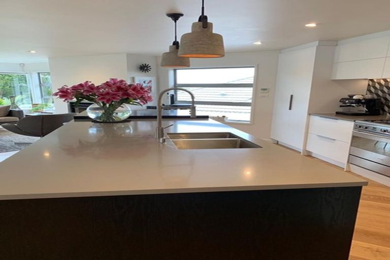 Photo of property in 107 Hinemoa Street, Birkenhead, Auckland, 0626