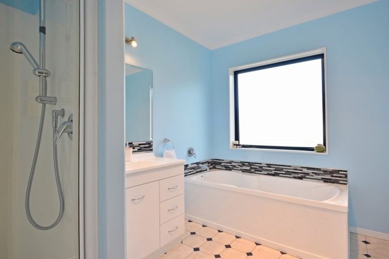 Photo of property in 43 Solway Crescent, Solway, Masterton, 5810