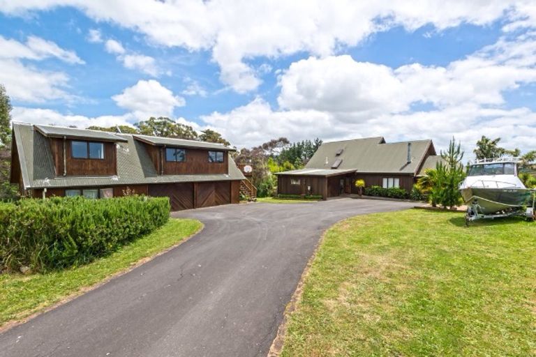 Photo of property in 62b Mcrobbie Road, Kingseat, Papakura, 2580