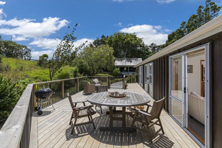 Photo of property in 3 West Road, Kaukapakapa, 0873