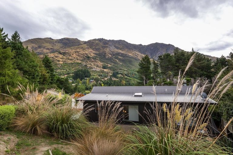 Photo of property in 83 Atley Road, Arthurs Point, Queenstown, 9371