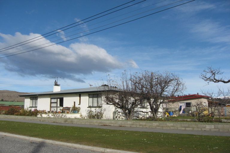 Photo of property in 2 Schaumann Street, Alexandra, 9320