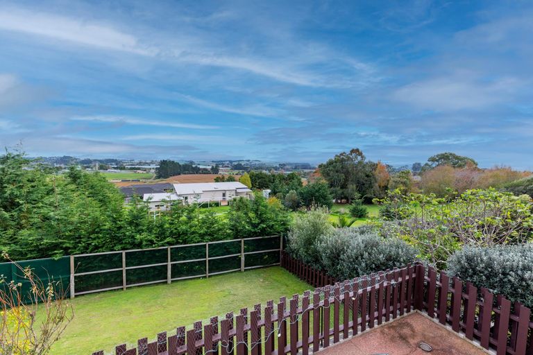 Photo of property in 170 Bombay Road, Bombay, 2675