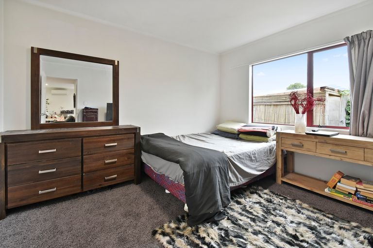 Photo of property in 1/78 Marne Road, Papakura, 2110