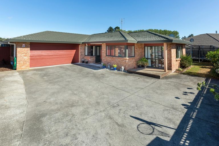 Photo of property in 16b George Crescent, Buckland, Pukekohe, 2677