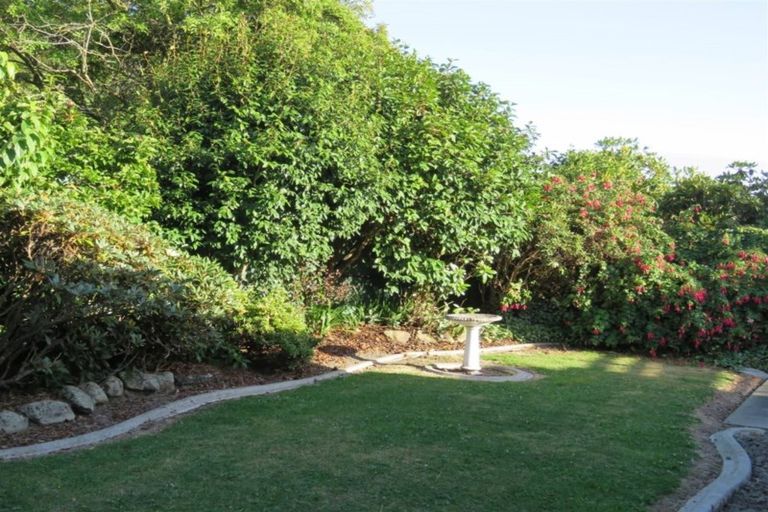 Photo of property in 2/4 Beverley Hill, Maori Hill, Timaru, 7910