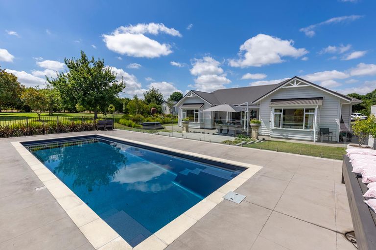 Photo of property in 57 Saddleton Road, Clarks Beach, Pukekohe, 2679