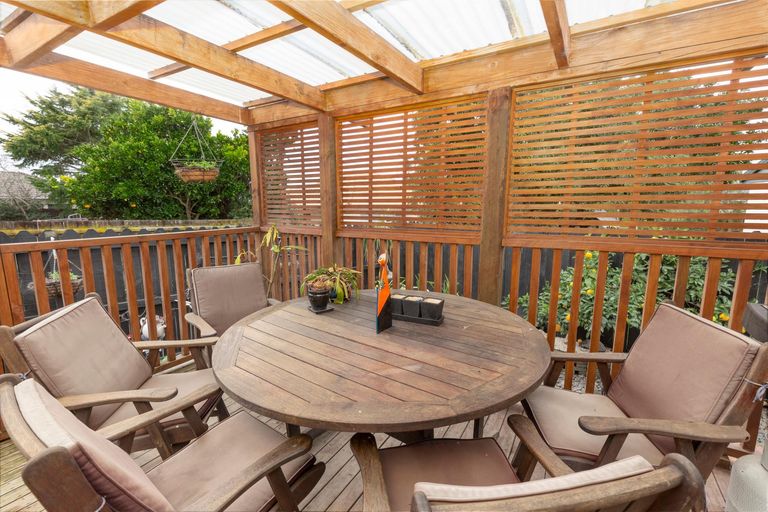 Photo of property in 37 Rosemead Place, Randwick Park, Auckland, 2105