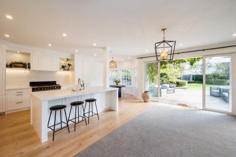 Photo of property in 23 Elmira Avenue, Hokowhitu, Palmerston North, 4410