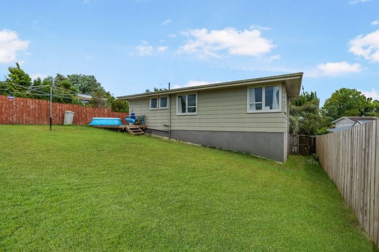 Photo of property in 25 Japonica Drive, Beach Haven, Auckland, 0626