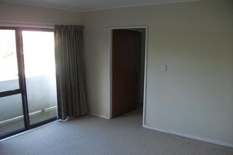 Photo of property in 4/7 Raroa Road, Kelburn, Wellington, 6012