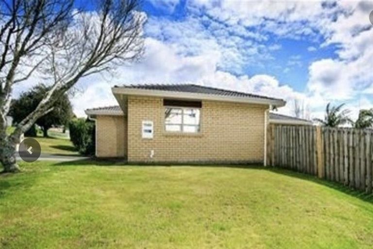 Photo of property in 4 Owl Court, Unsworth Heights, Auckland, 0632