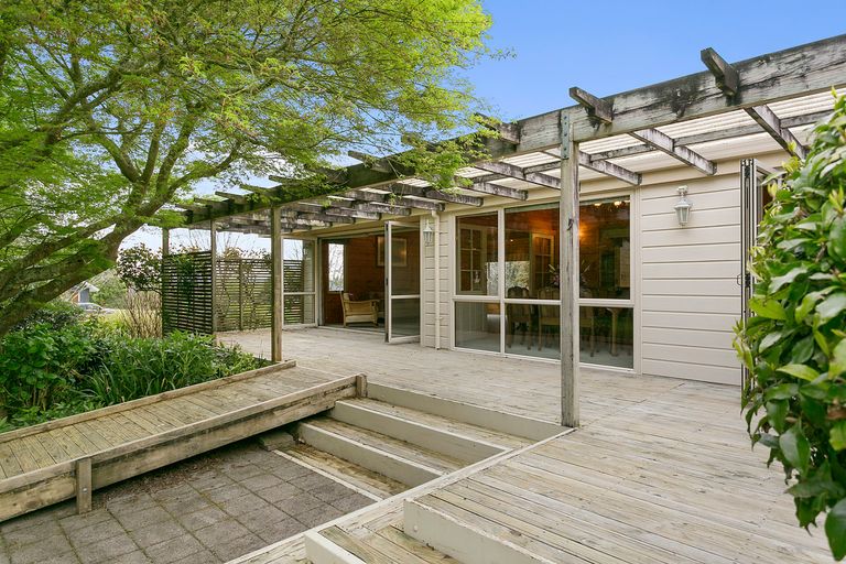 Photo of property in 2 Leger Grove, Te Awamutu, 3875