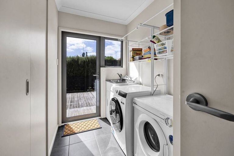 Photo of property in 17 Ponderosa Place, Opunake, 4616