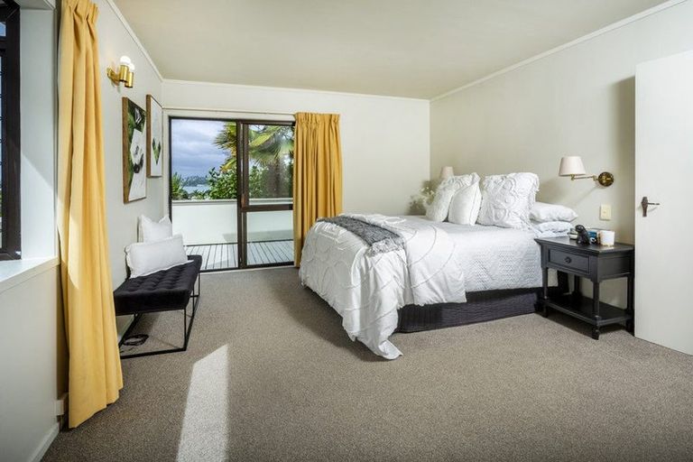 Photo of property in 2/125 Victoria Road, Devonport, Auckland, 0624