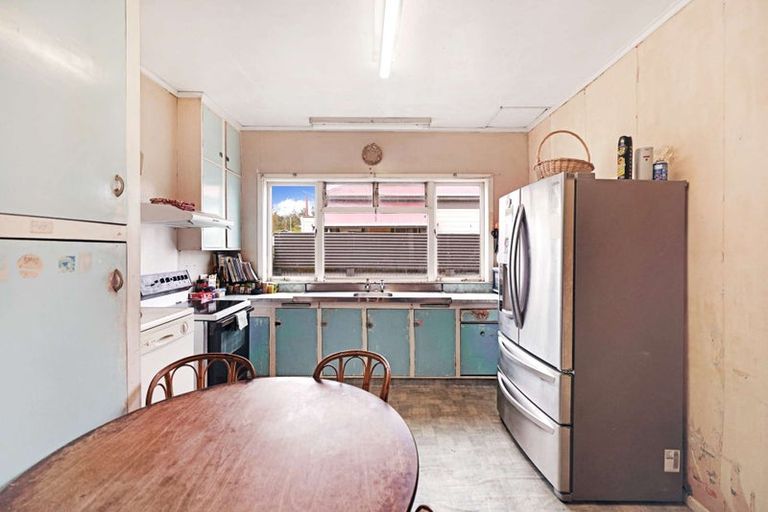 Photo of property in 104 Stafford Street, Whataupoko, Gisborne, 4010