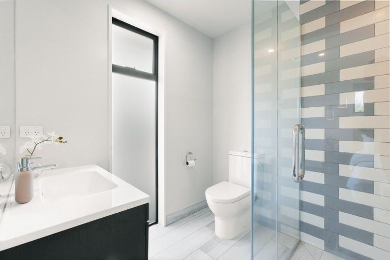 Photo of property in 30 Ethereal Crescent, Mount Pisa, Cromwell, 9383