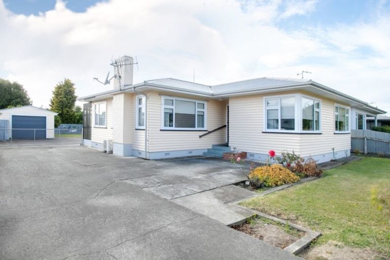 Photo of property in 4 Wycliffe Street, Onekawa, Napier, 4110