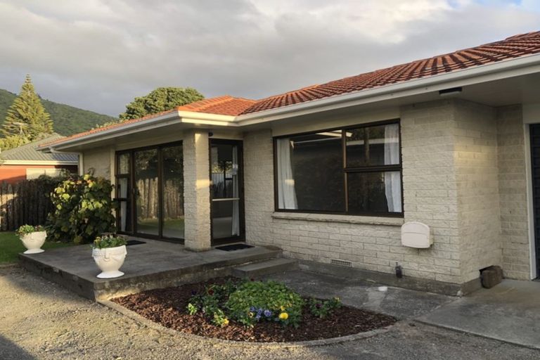Photo of property in 63c Parata Street, Waikanae, 5036