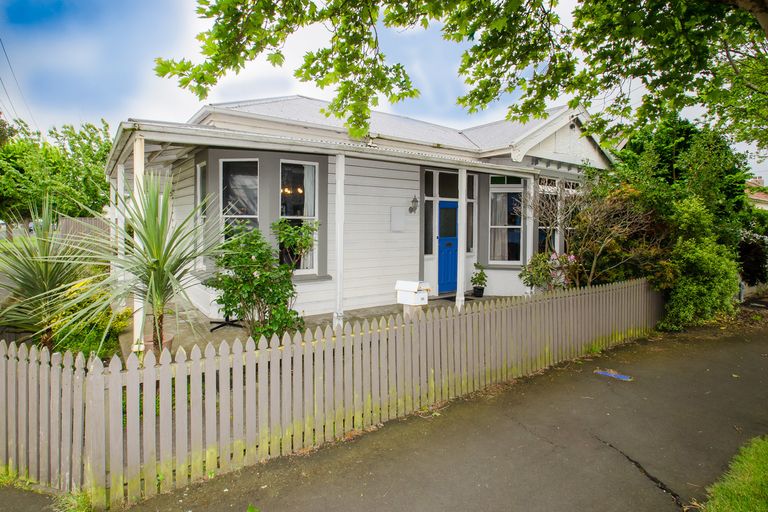 Photo of property in 288 Oxford Street, South Dunedin, Dunedin, 9012