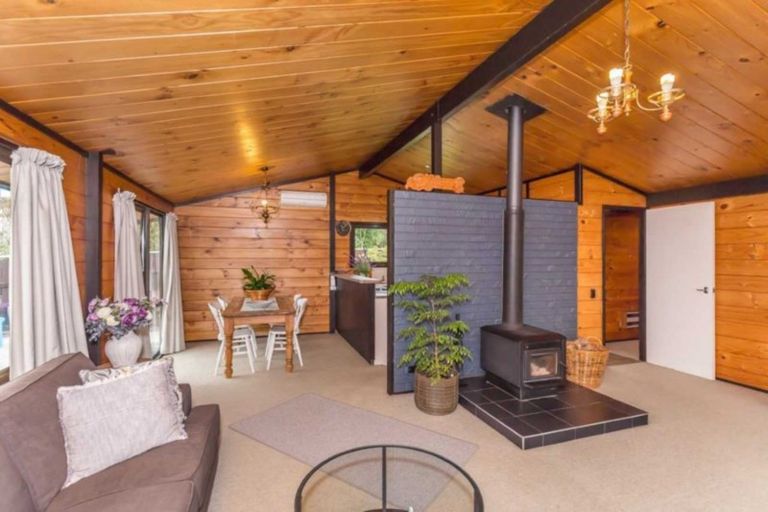 Photo of property in 32a Kennedy Drive, Levin, 5510