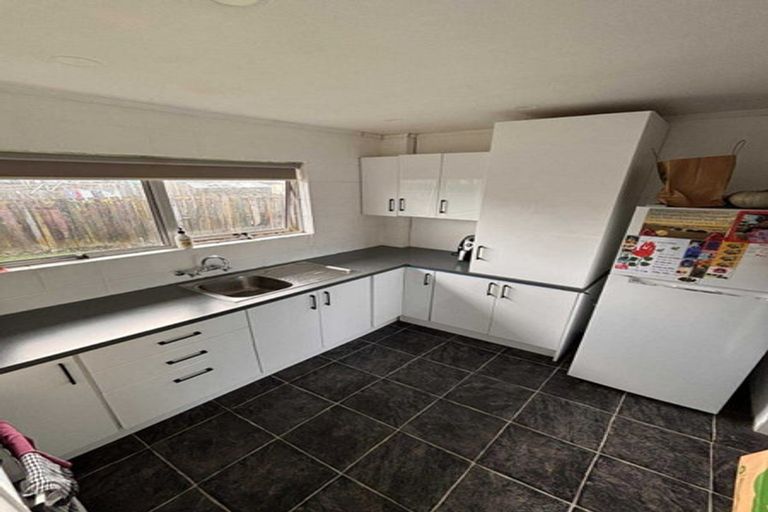 Photo of property in 135a Avalon Drive, Nawton, Hamilton, 3200