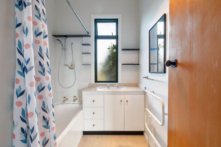 Photo of property in 63 Ashlea Road, Tokomaru, Palmerston North, 4474