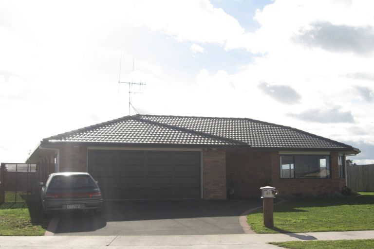 Photo of property in 45 Farringdon Avenue, Rototuna North, Hamilton, 3210