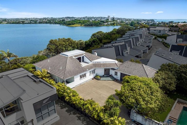 Photo of property in 204 Hurstmere Road, Takapuna, Auckland, 0622