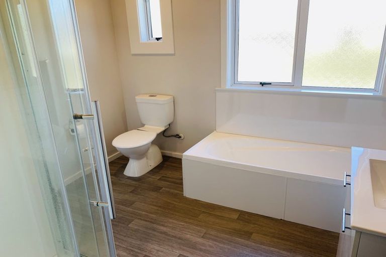 Photo of property in 37 Cassino Crescent, Onekawa, Napier, 4110