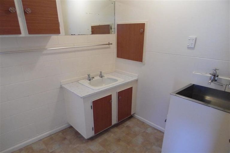 Photo of property in 12 Norwich Avenue, Spotswood, New Plymouth, 4310