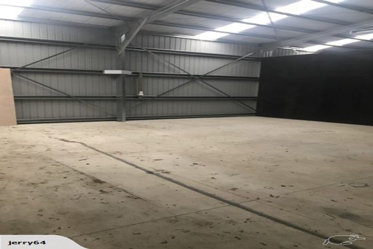 Photo of property in 11 Spedding Road, Whenuapai, Auckland, 0618