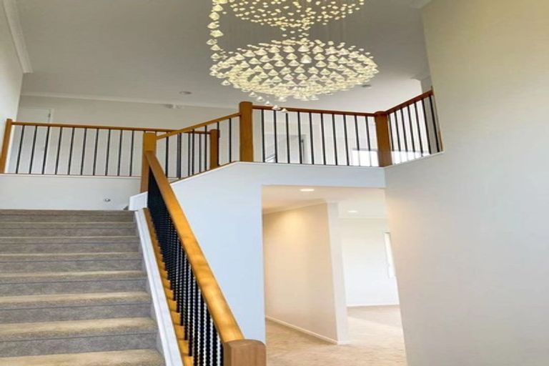 Photo of property in 1 Syrah Crescent, Ranui, Auckland, 0612