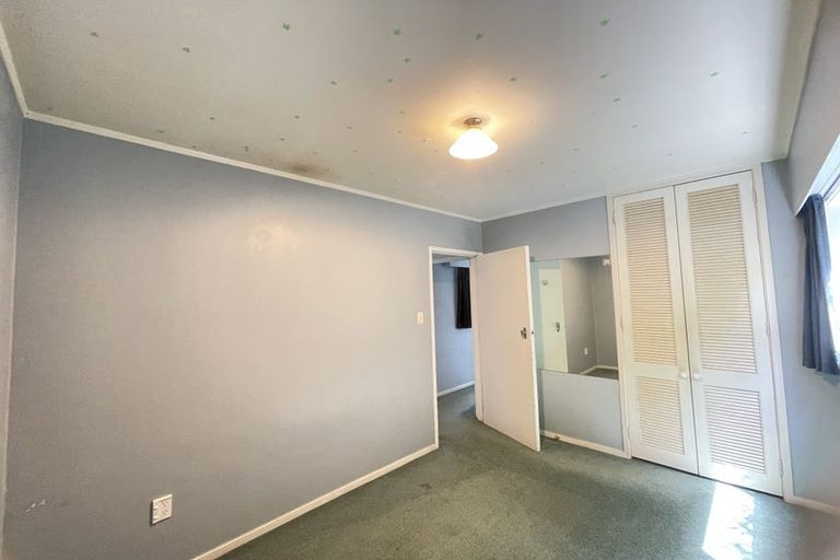 Photo of property in 1 Anakiwa Place, Milford, Auckland, 0620