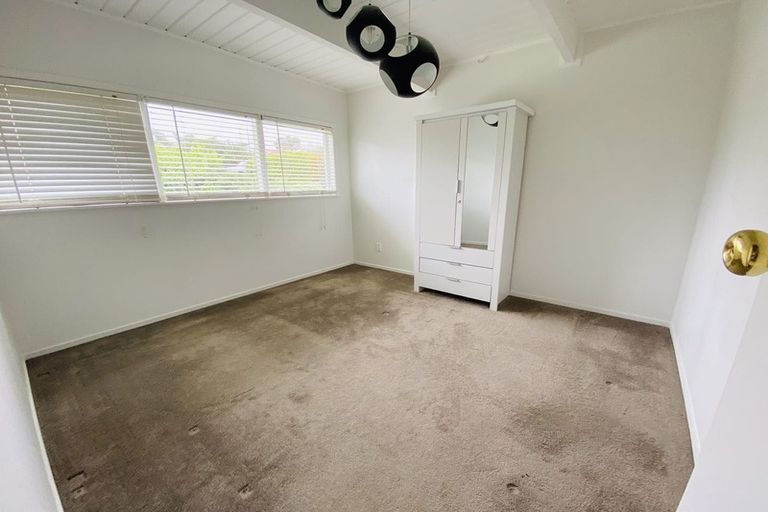 Photo of property in 156 Bleakhouse Road, Mellons Bay, Auckland, 2014