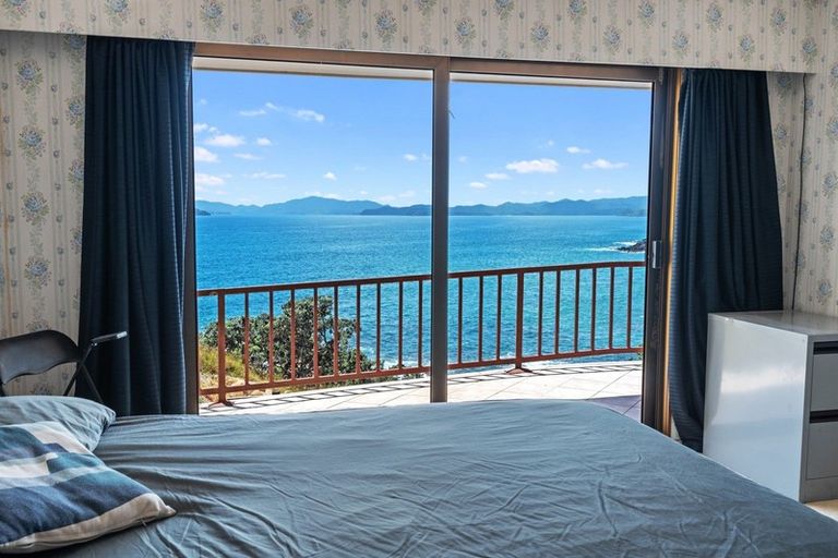 Photo of property in 50 Du Fresne Place, Russell, 0202