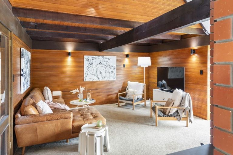 Photo of property in 28 Bengal Drive, Cashmere, Christchurch, 8022