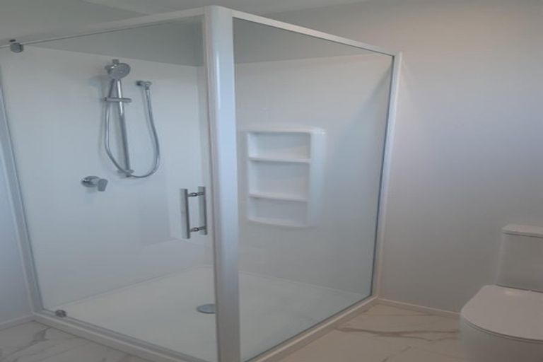 Photo of property in 9a Tirita Street, Kawaha Point, Rotorua, 3010