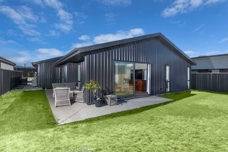 Photo of property in 53 Longview Drive, Lake Hawea, 9382