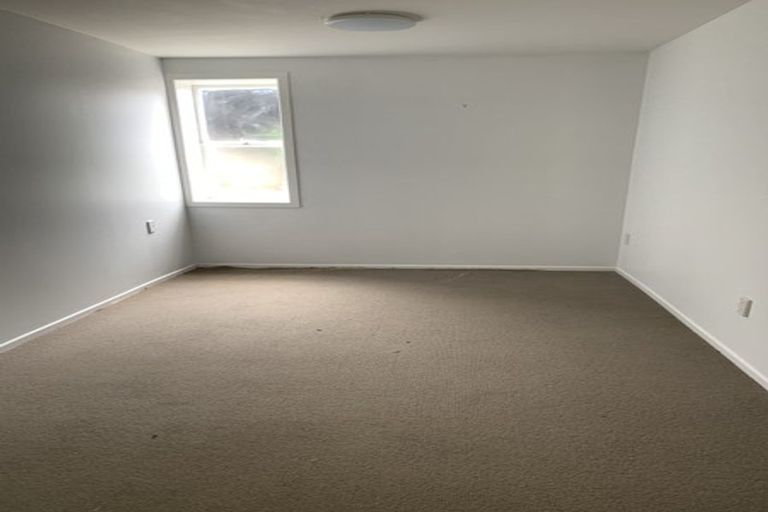 Photo of property in 65 Norwood Road, Bayswater, Auckland, 0622