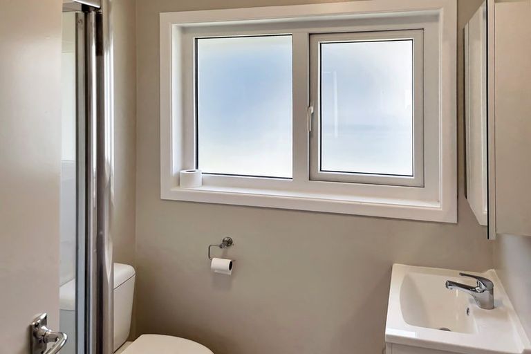 Photo of property in 35 Dunns Street, Silverstream, Upper Hutt, 5019