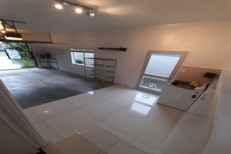 Photo of property in 22 Leaming Place, Clarks Beach, 2122