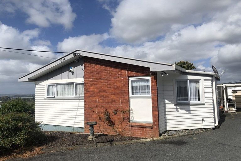 Photo of property in 102 Onerahi Road, Onerahi, Whangarei, 0110