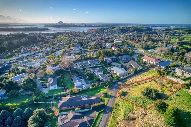 Photo of property in 5 Flight Valley Way, Welcome Bay, Tauranga, 3175
