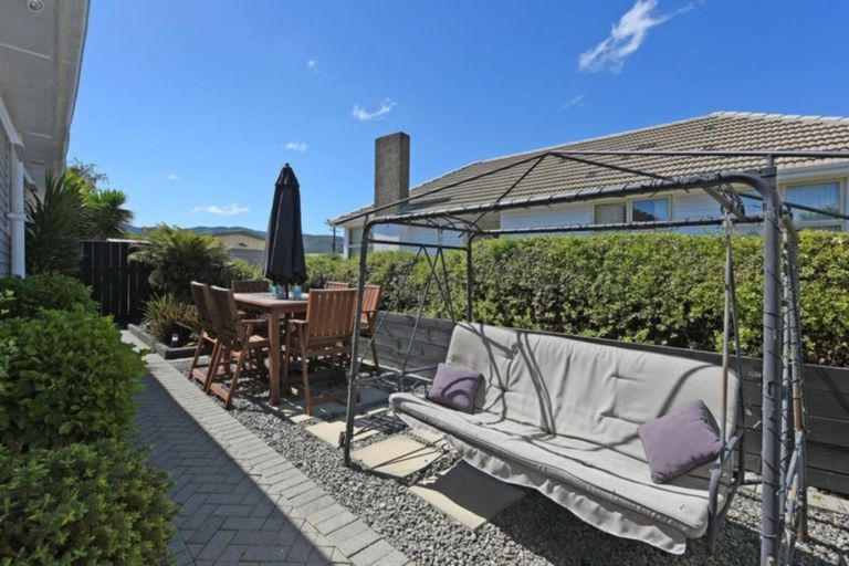 Photo of property in 30 Sheridan Crescent, Trentham, Upper Hutt, 5018