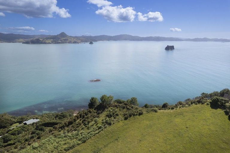 Photo of property in 398e Lees Road, Hahei, Whitianga, 3591
