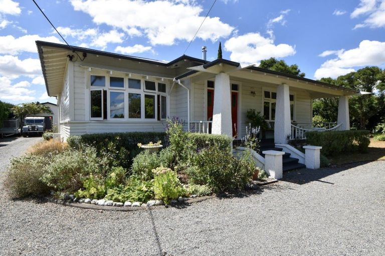 Photo of property in 90 Pembroke Street, Carterton, 5713