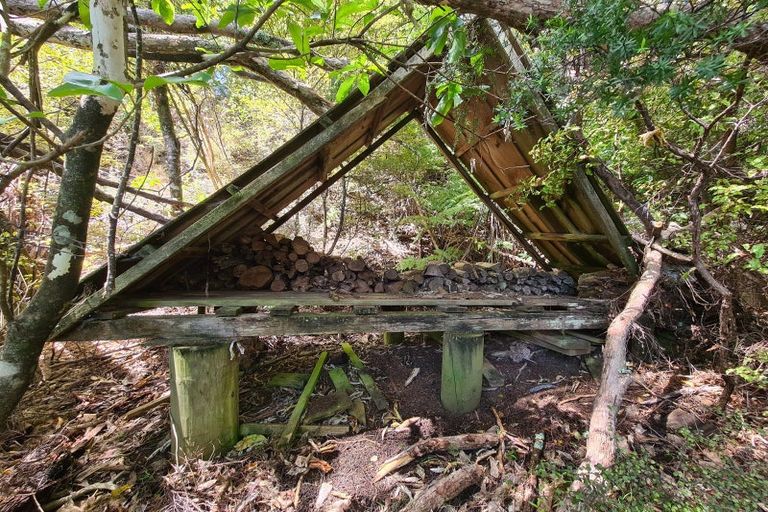 Photo of property in 98 Kowhai Drive, Te Kouma, Coromandel, 3581